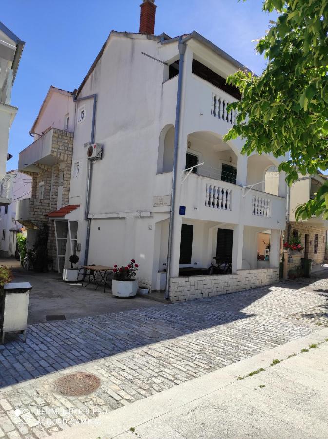 Roko Apartments Biograd Na Moru Exteriör bild